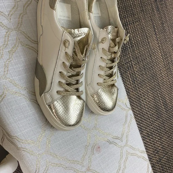 Dolce Vita Gold and White Sneakers with Metallic Accents - Picture 3 of 10